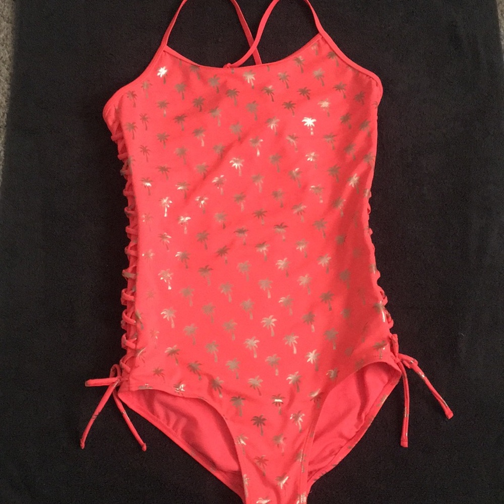 Swim suit